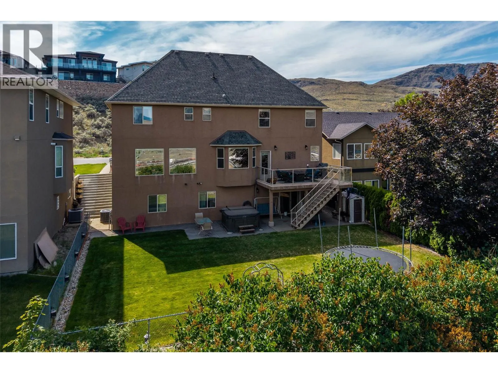 877 QUAIL Drive
