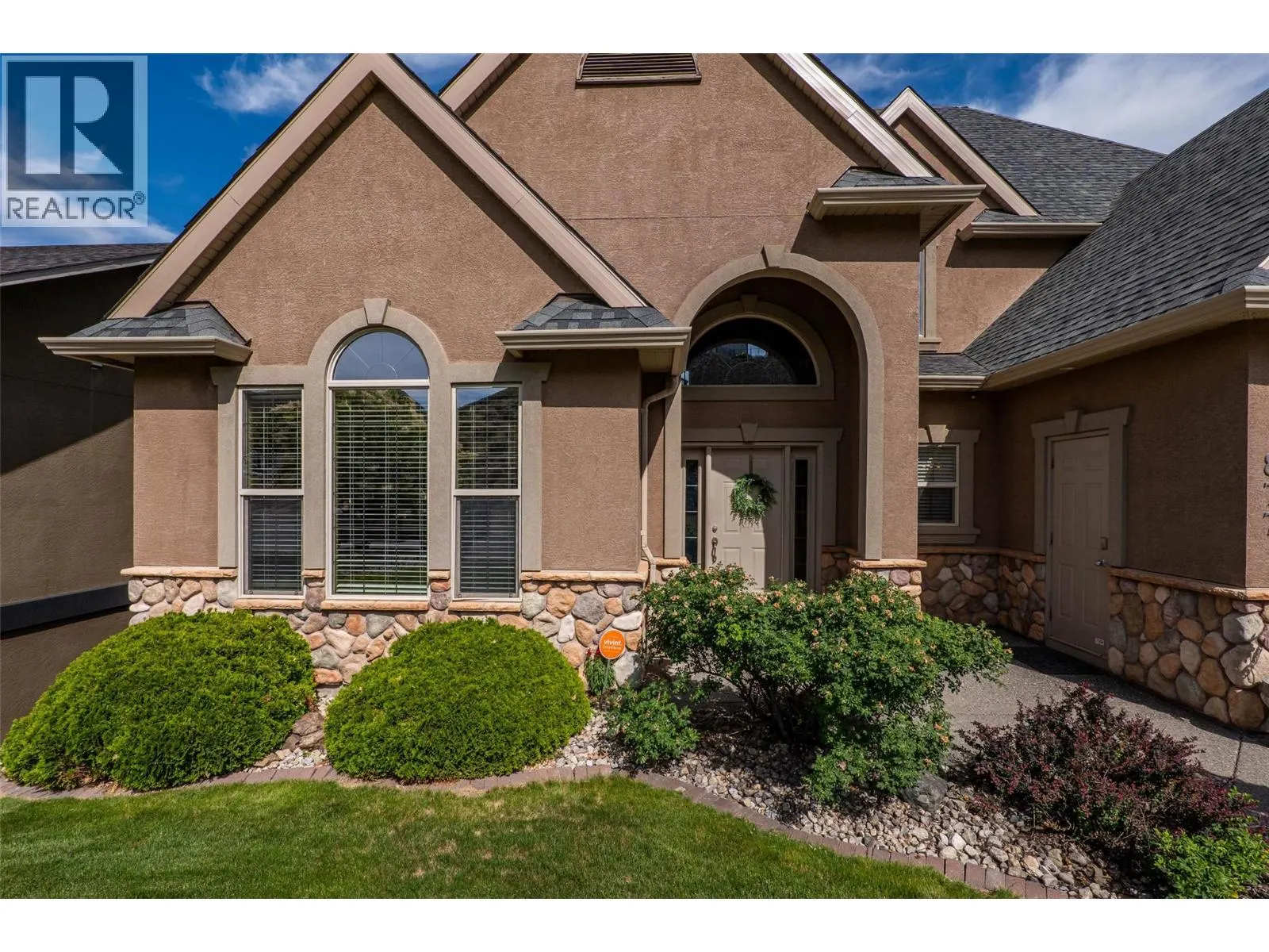 877 QUAIL Drive