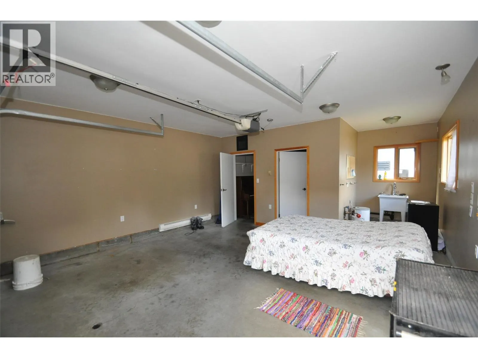 4108 HEROUX Road