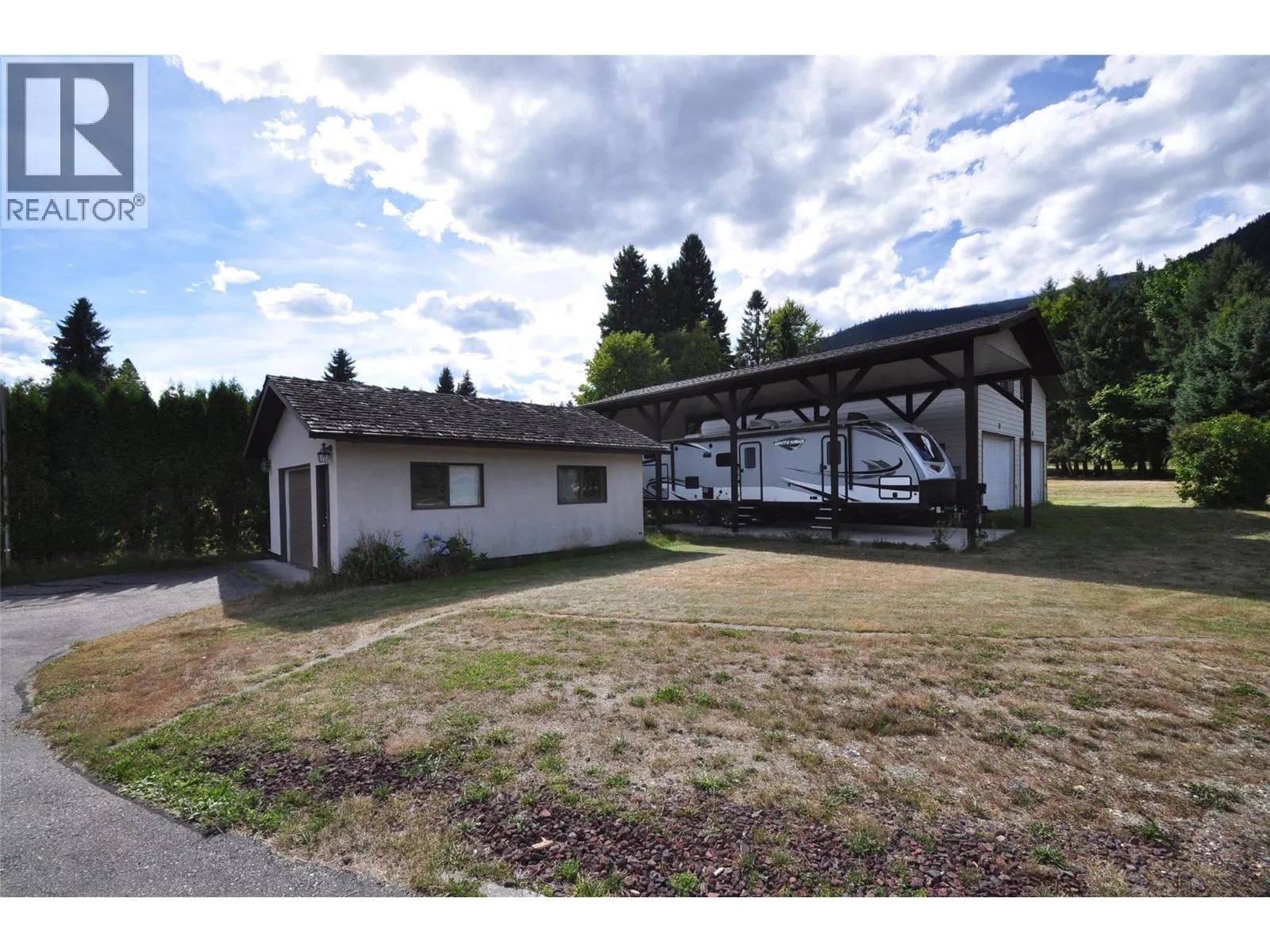 4108 HEROUX Road