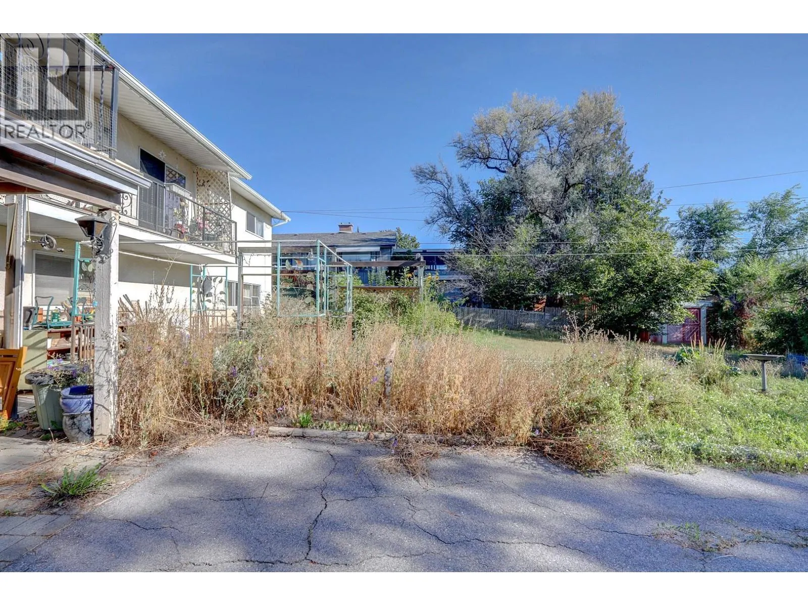 2703 18 Street