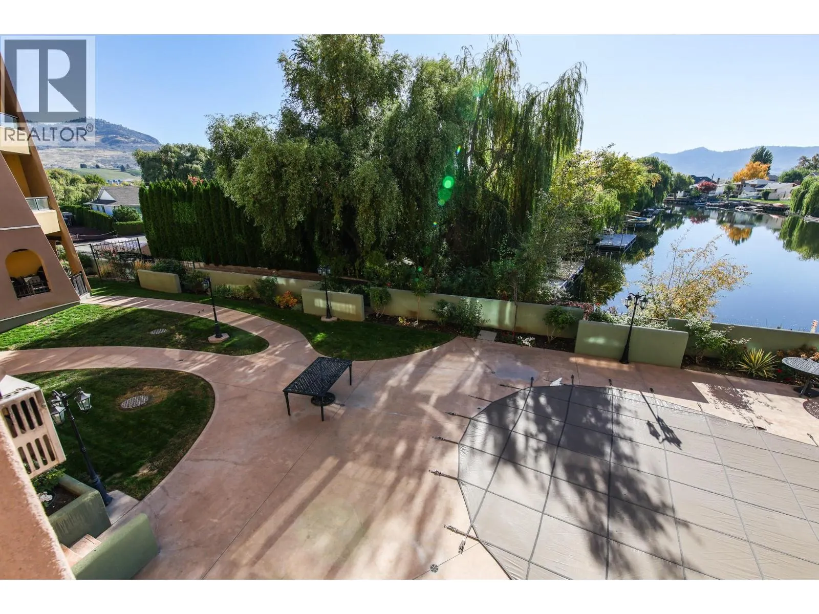 15 Solana Key Court Unit# 204