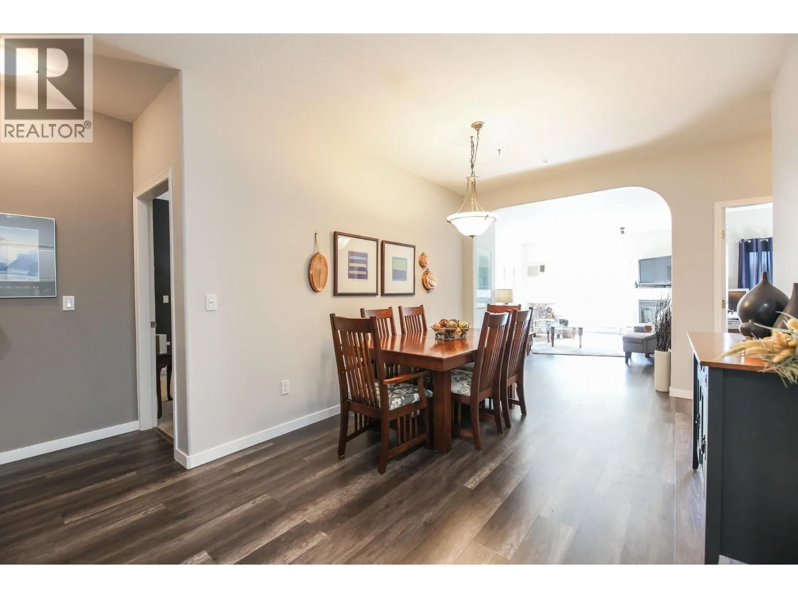15 Solana Key Court Unit# 204