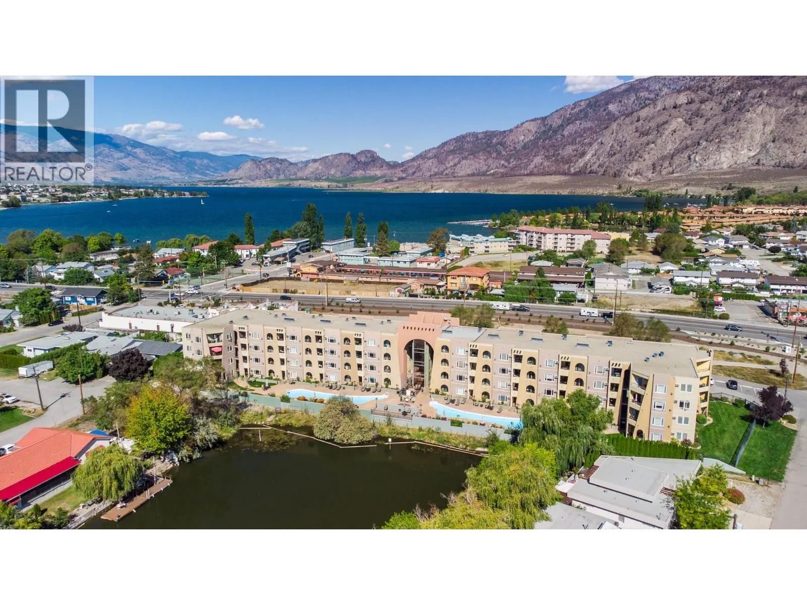 15 Solana Key Court Unit# 204