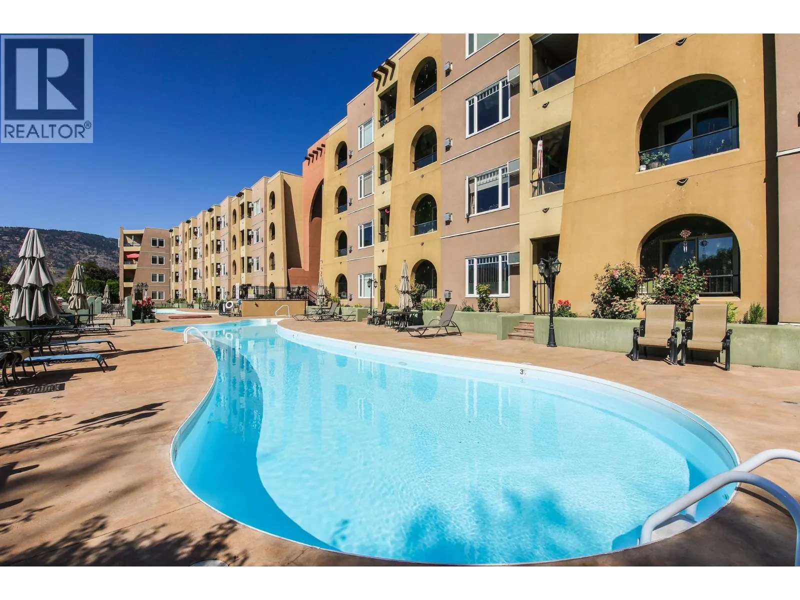 15 Solana Key Court Unit# 204