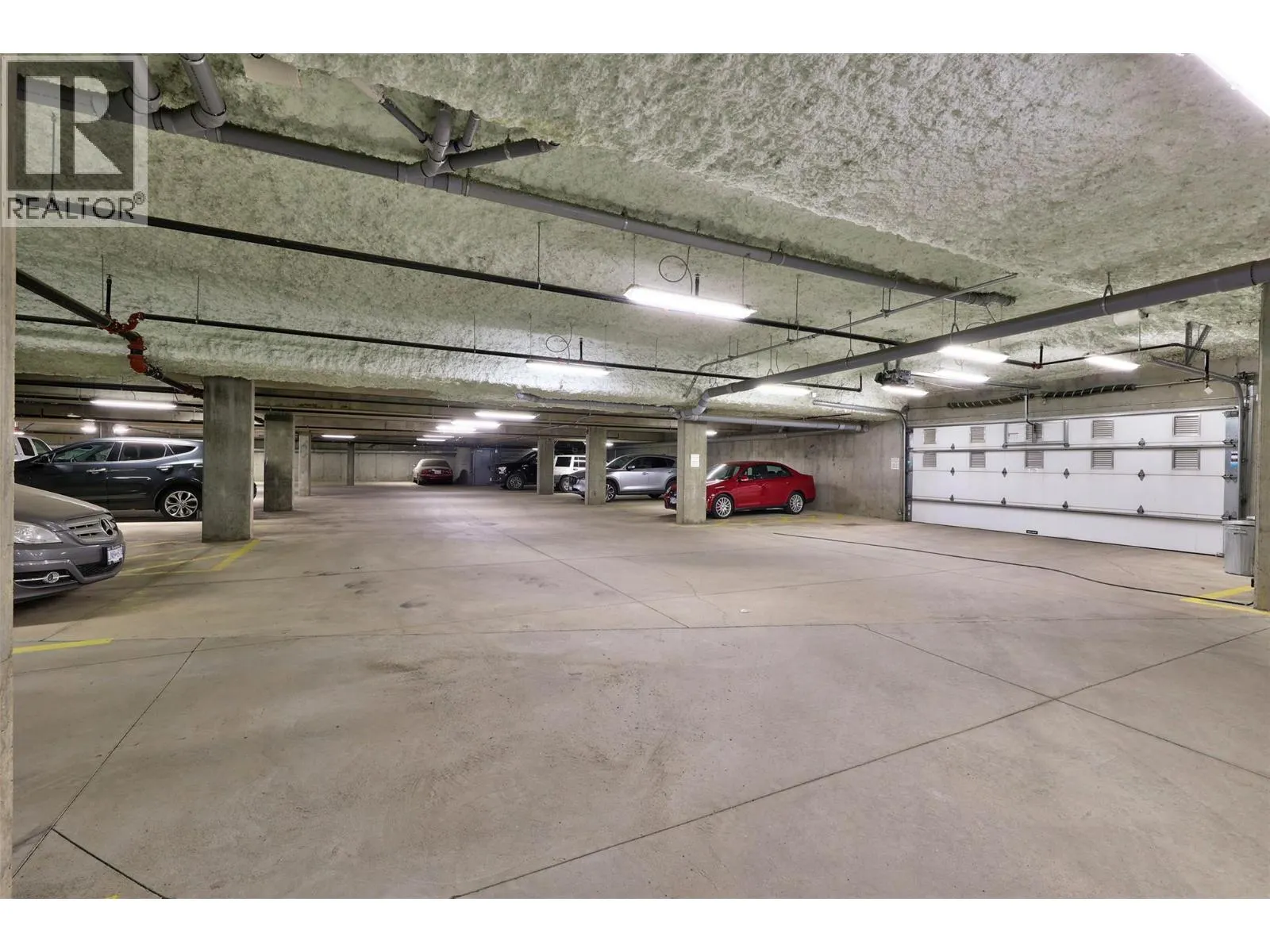 1880 HUGH ALLAN Drive Unit# 107