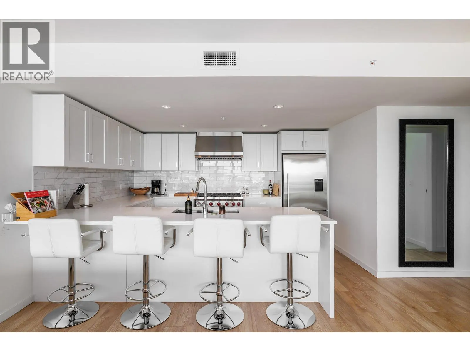 485 Groves Avenue Unit# 607