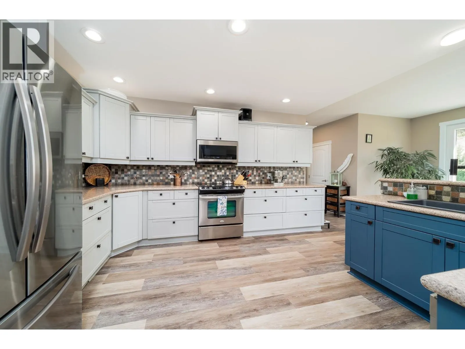 2052 Sunview Drive