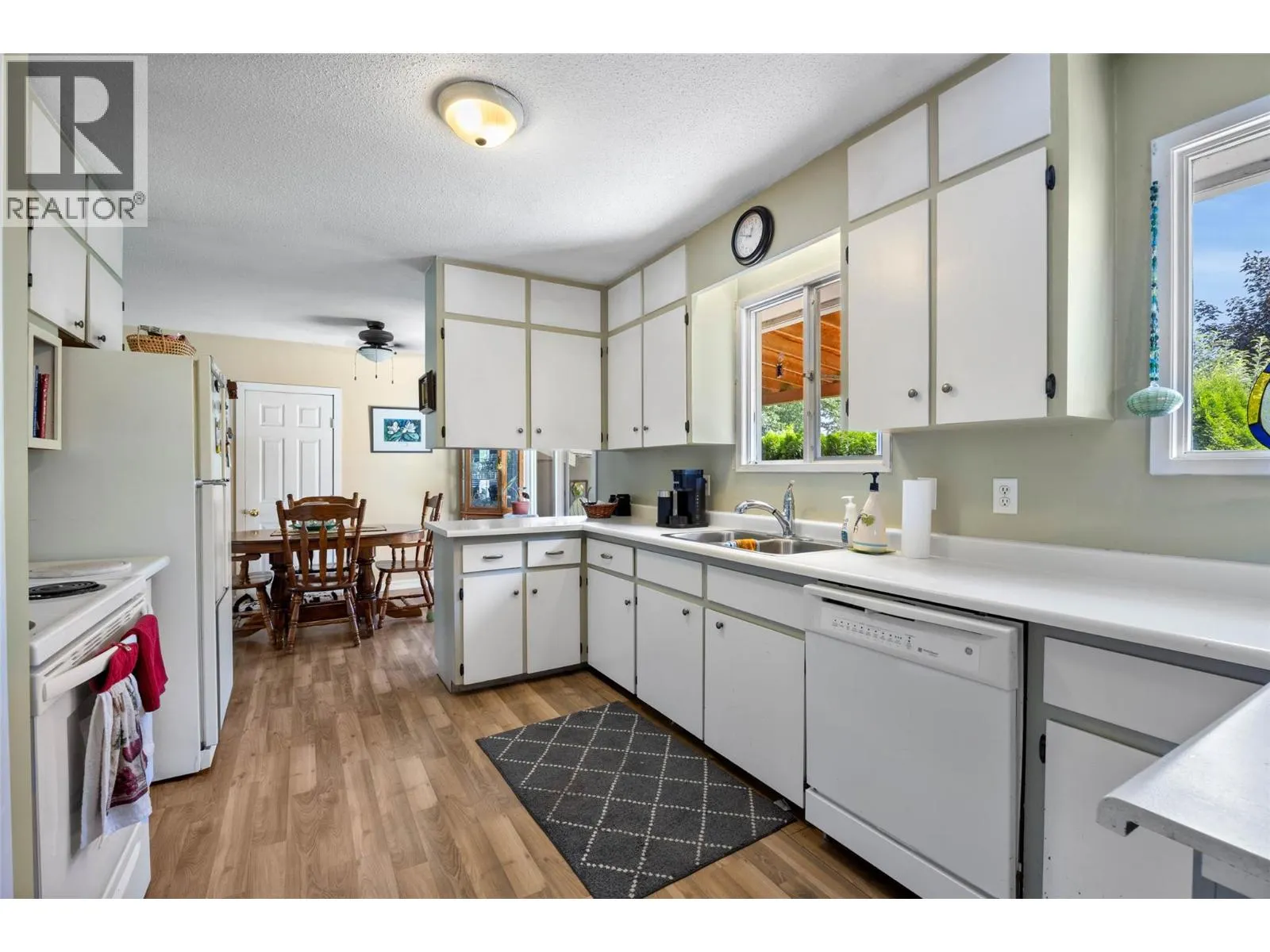 229 Lakeshore Drive