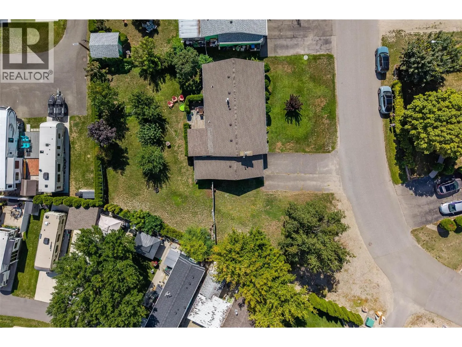 229 Lakeshore Drive