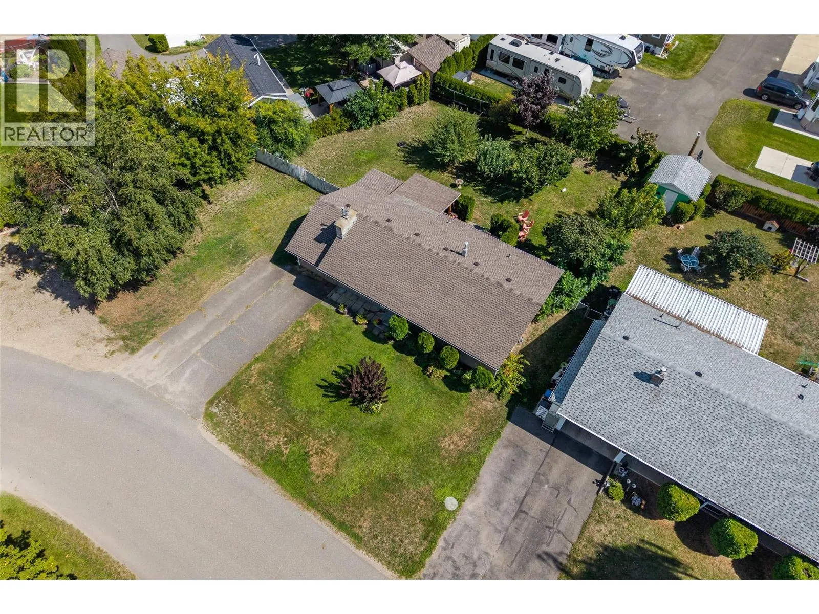 229 Lakeshore Drive