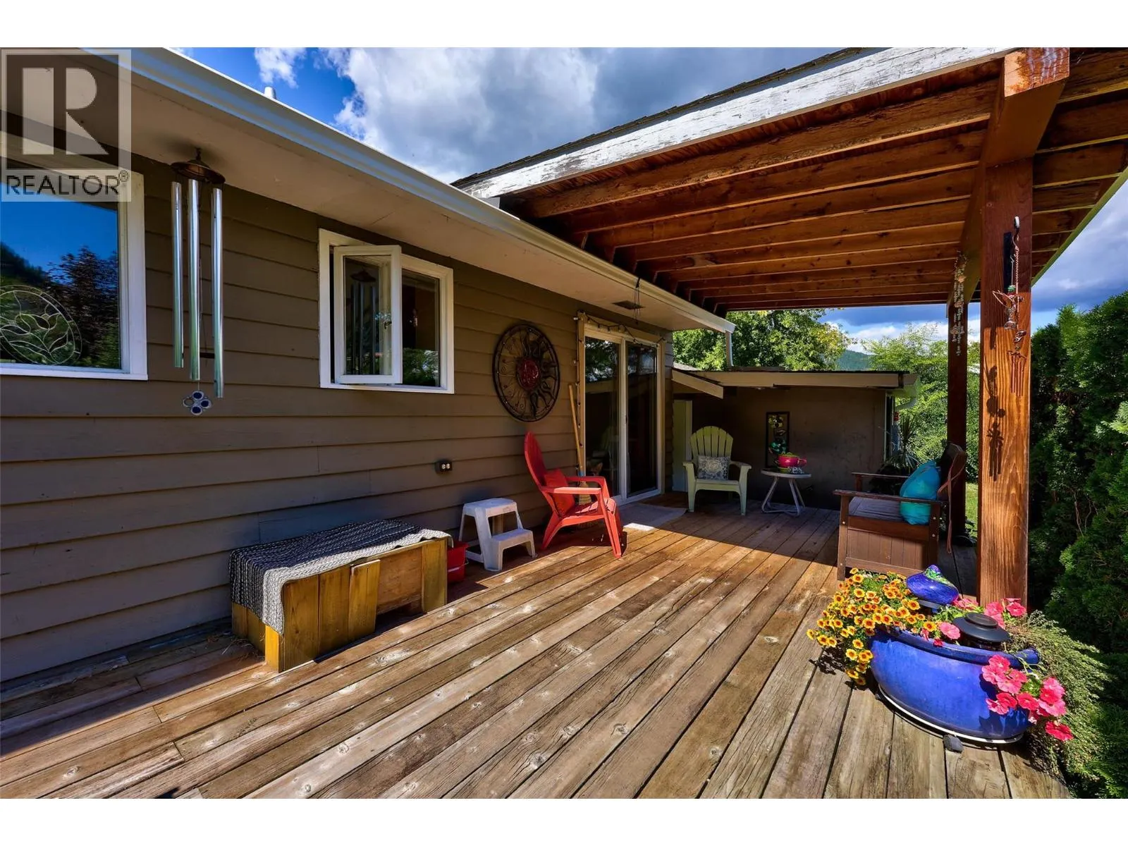 229 Lakeshore Drive