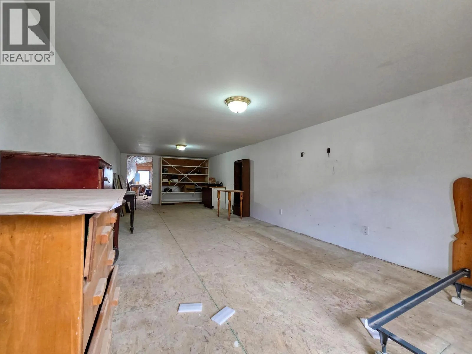 4772 Crescentwood Drive