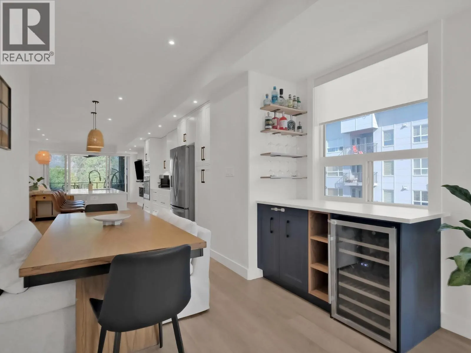 151 ABBOTT Street Unit# 101