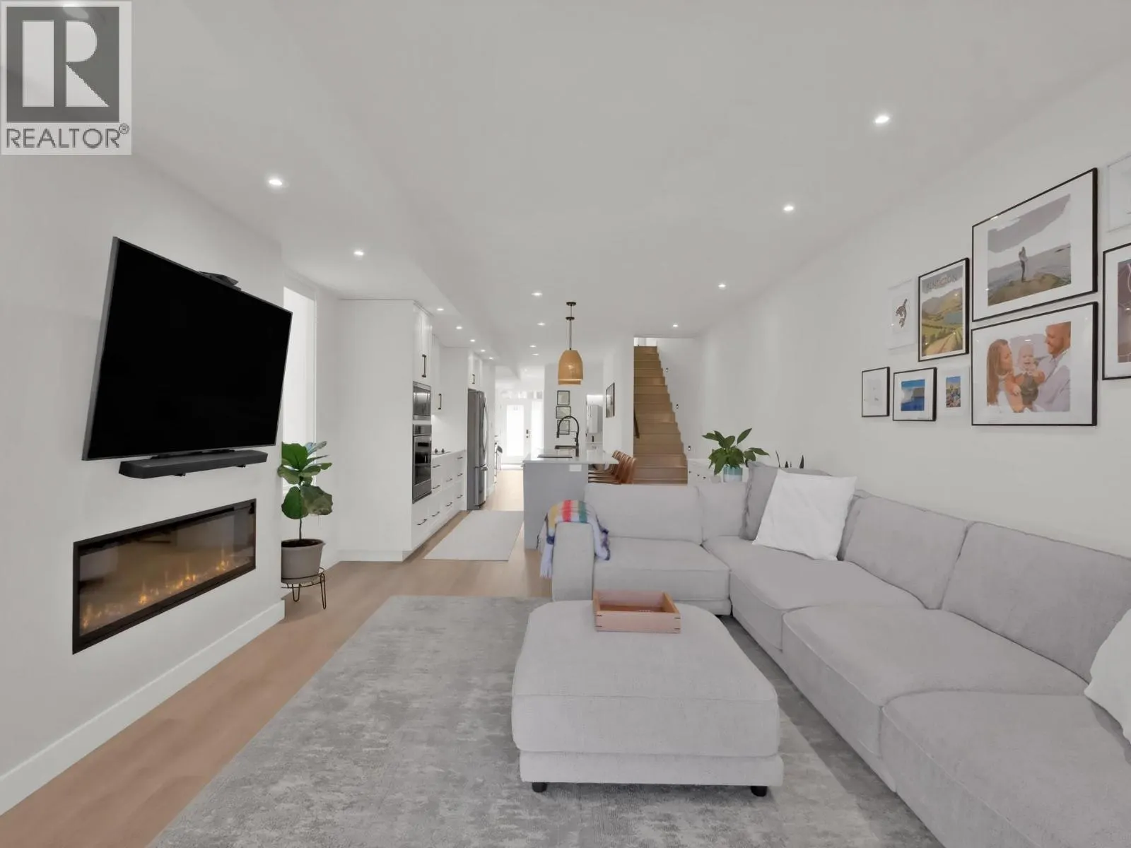 151 ABBOTT Street Unit# 101
