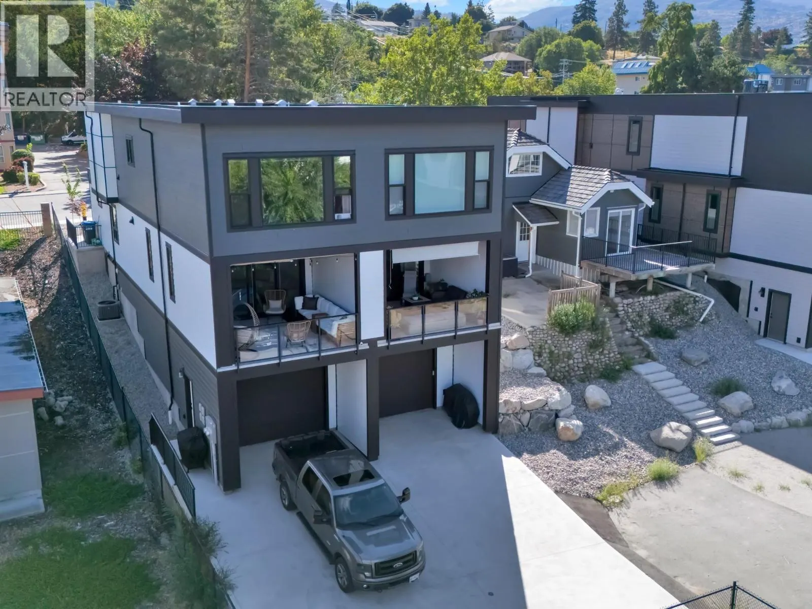 151 ABBOTT Street Unit# 101
