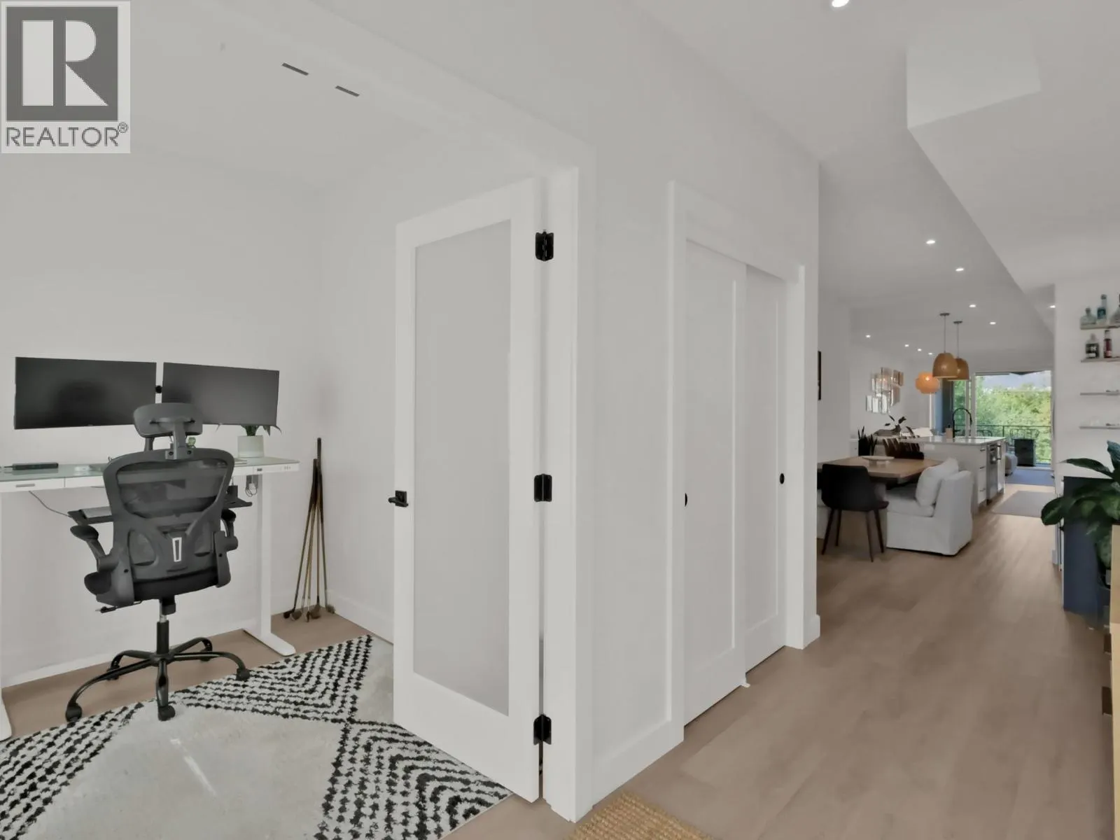 151 ABBOTT Street Unit# 101
