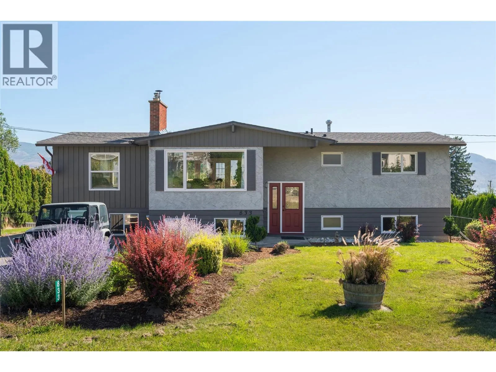 833 HAWTHORNE Road