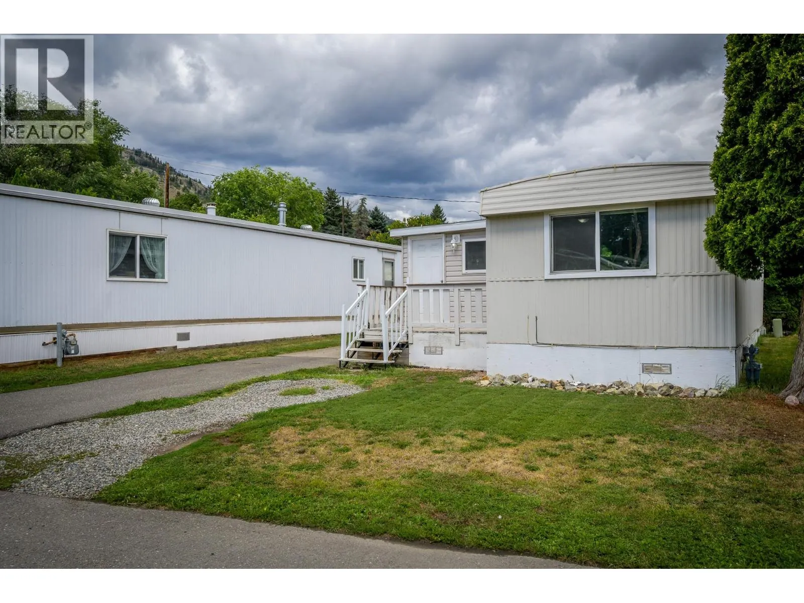 2400 OAKDALE Way Unit# 112