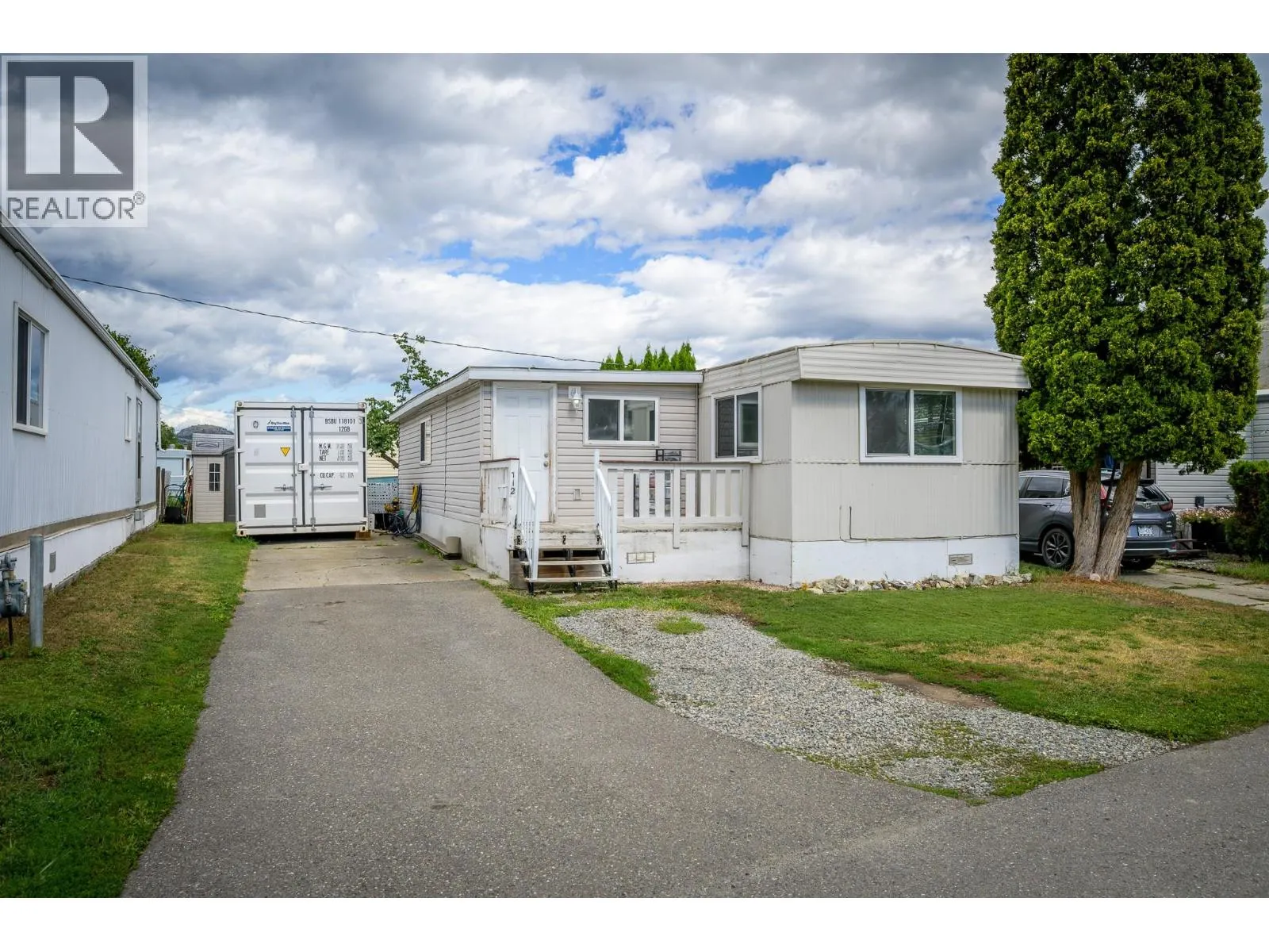 2400 OAKDALE Way Unit# 112