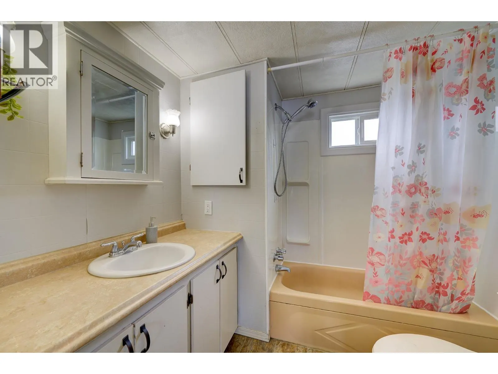 2400 OAKDALE Way Unit# 112
