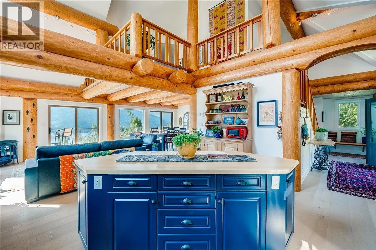 3135 KENIRIS Road