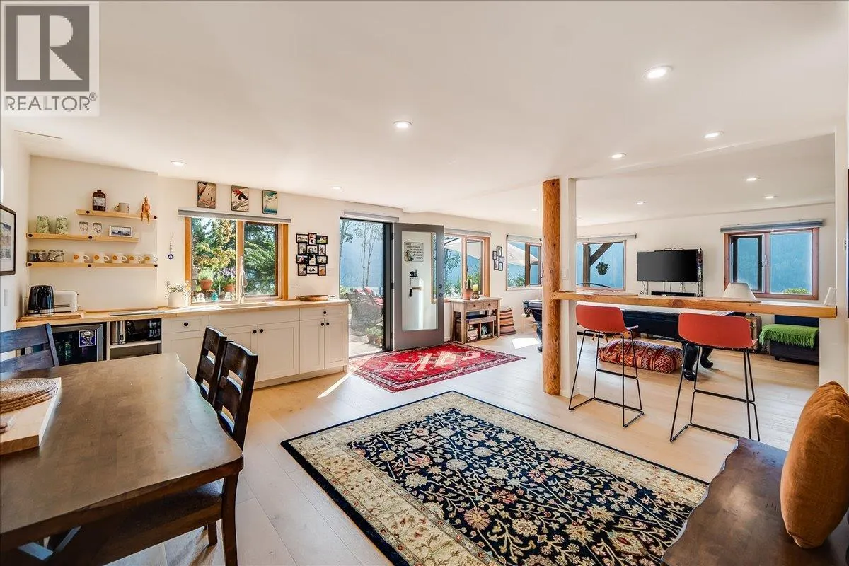 3135 KENIRIS Road