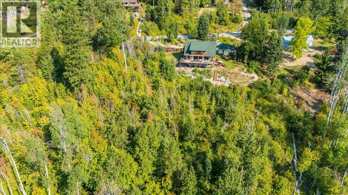 3135 KENIRIS Road