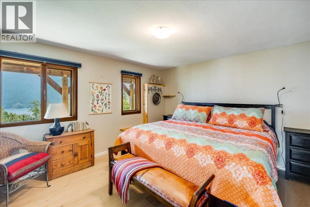 3135 KENIRIS Road