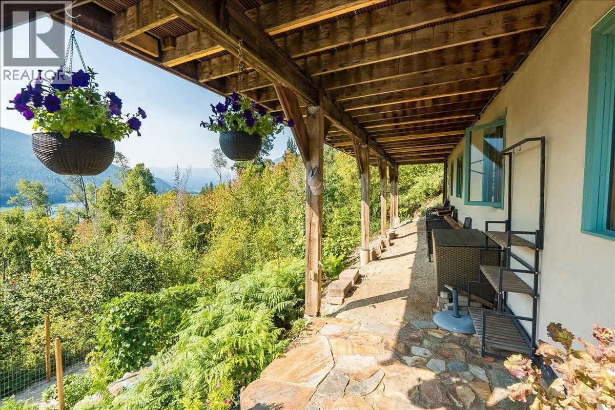 3135 KENIRIS Road