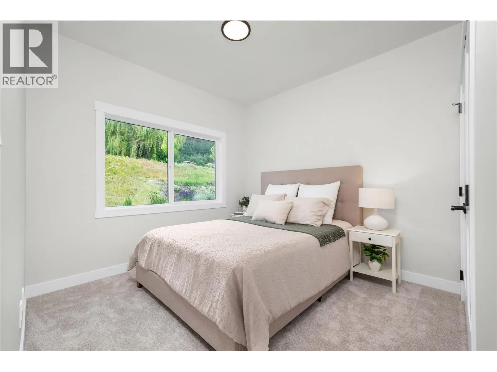 7760 Okanagan Landing Road Unit# 131 Lot# 34