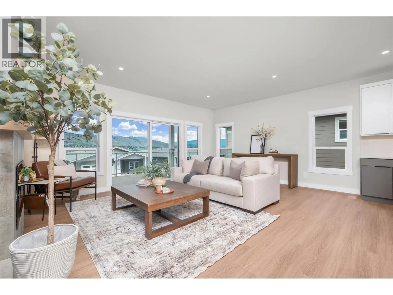 7760 Okanagan Landing Road Unit# 131 Lot# 34