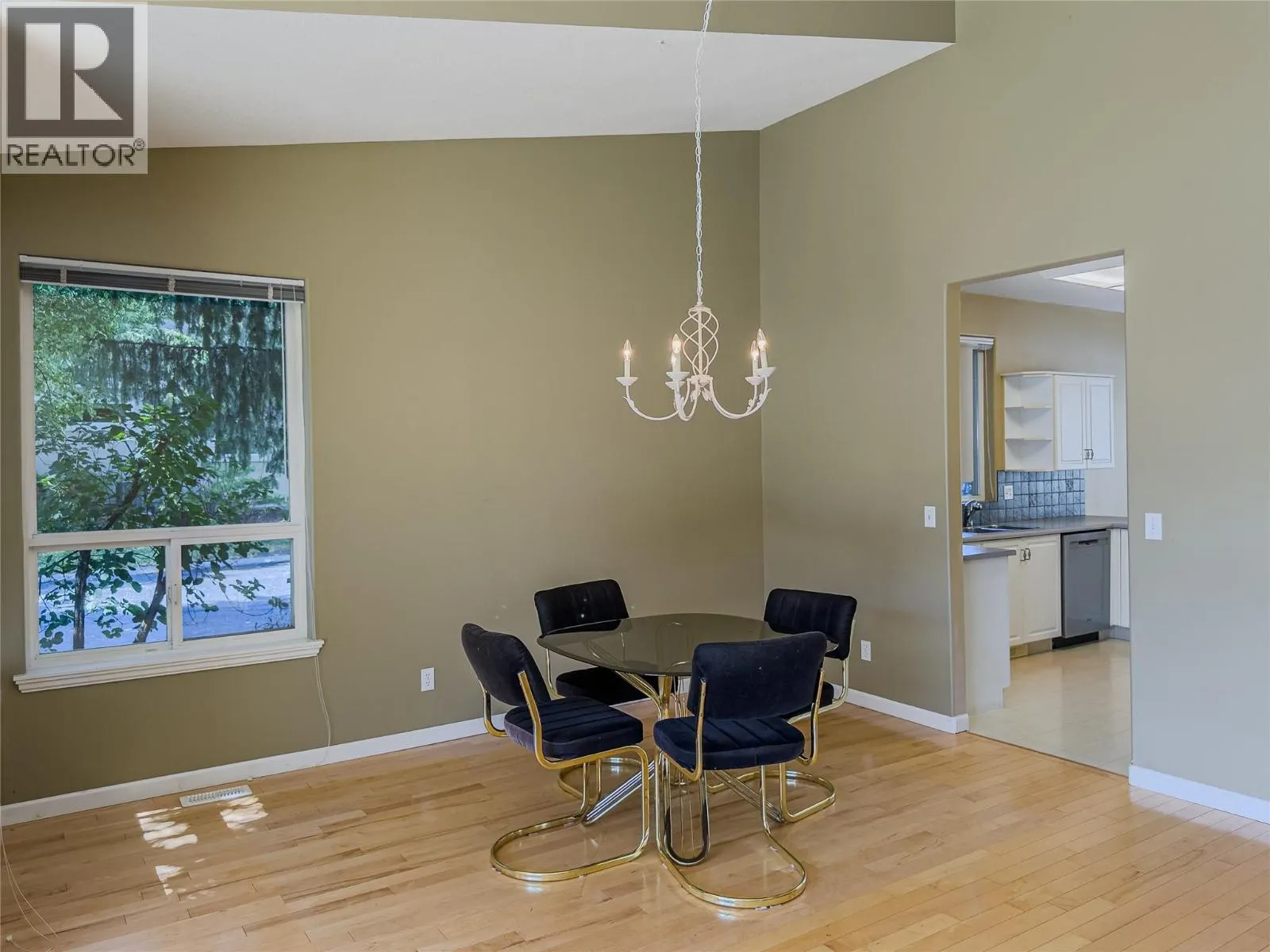 650 Harrington Road Unit# 102