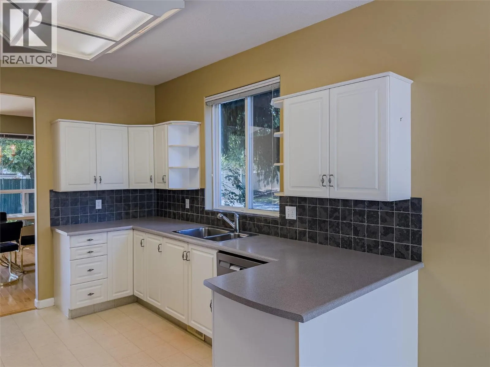 650 Harrington Road Unit# 102