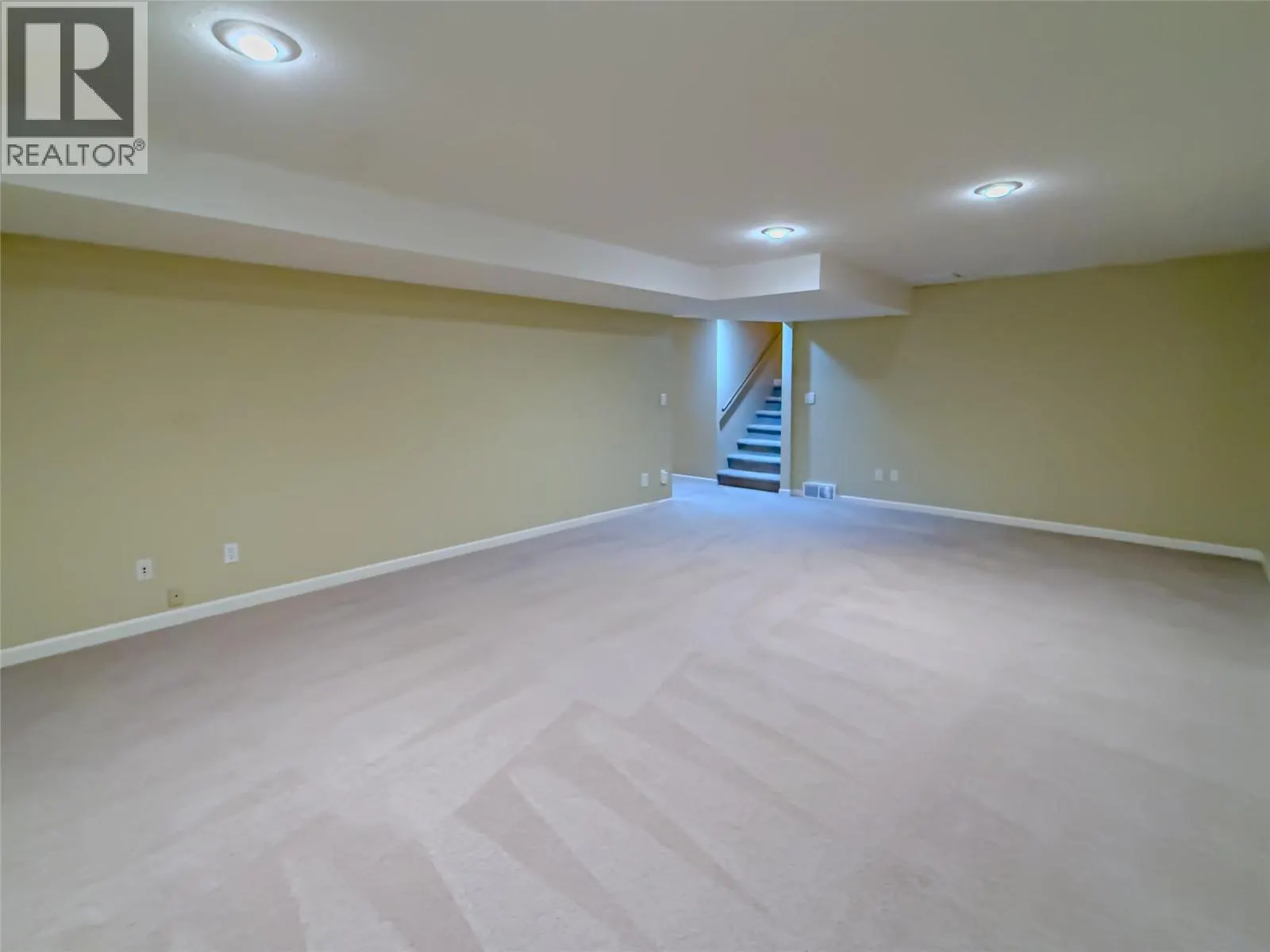 650 Harrington Road Unit# 102