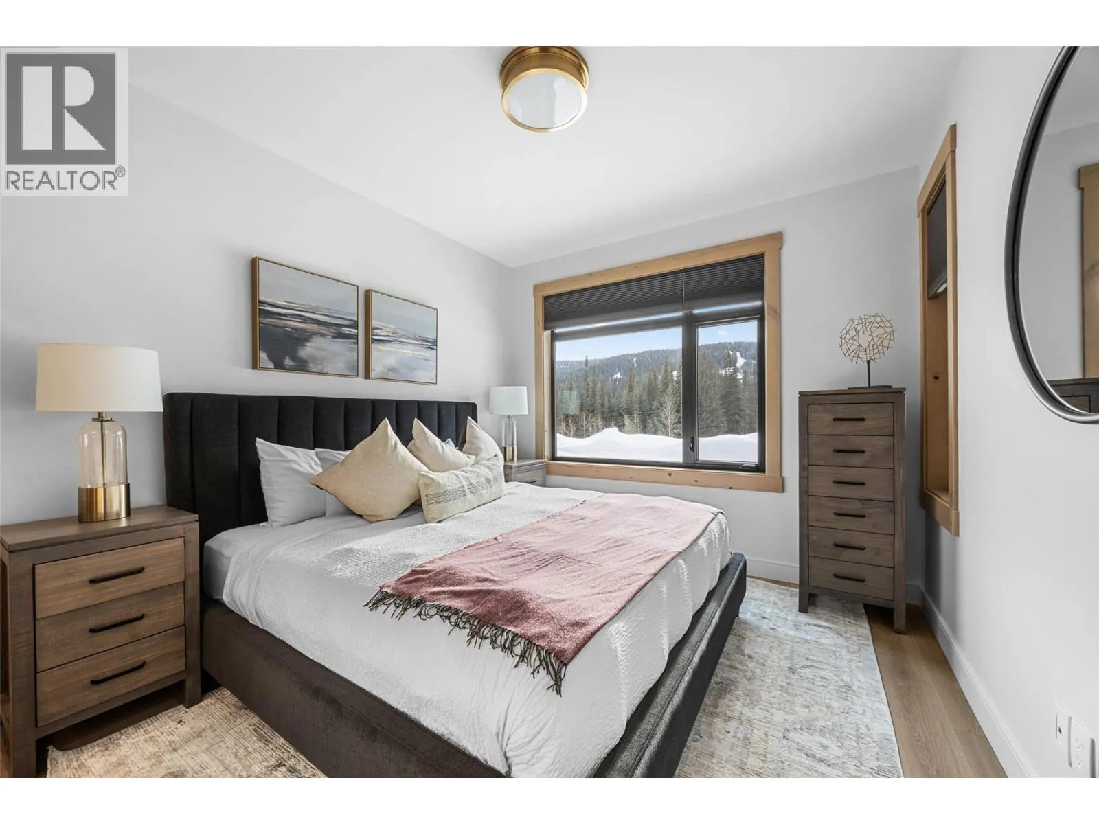 7005 MCGILLIVRAY LAKE Drive Unit# 16