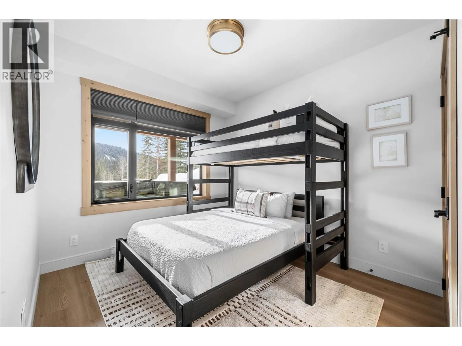 7005 MCGILLIVRAY LAKE Drive Unit# 16