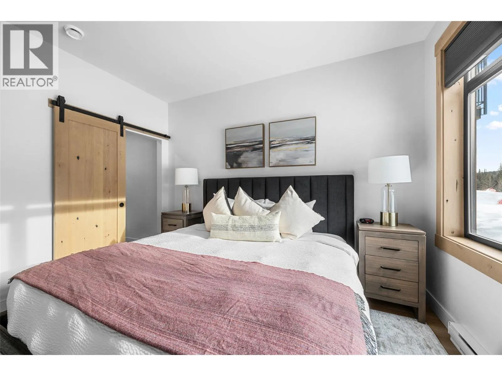 7005 MCGILLIVRAY LAKE Drive Unit# 16
