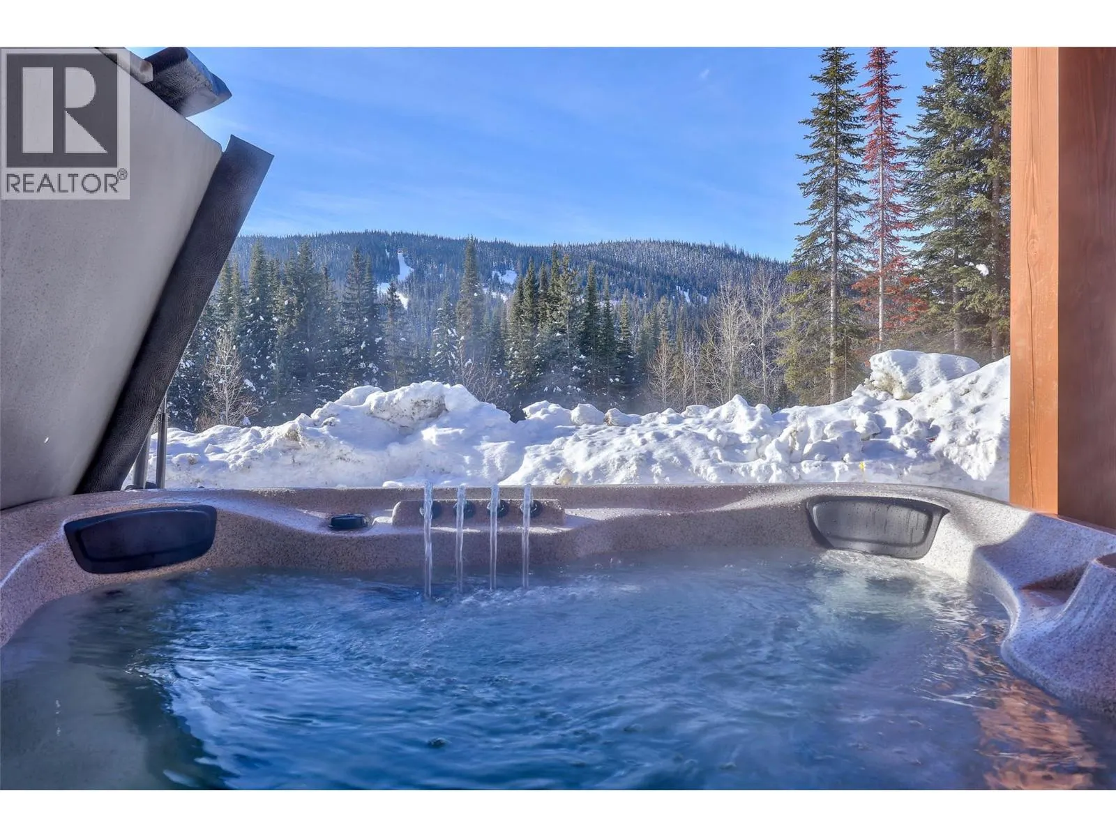 7005 MCGILLIVRAY LAKE Drive Unit# 16