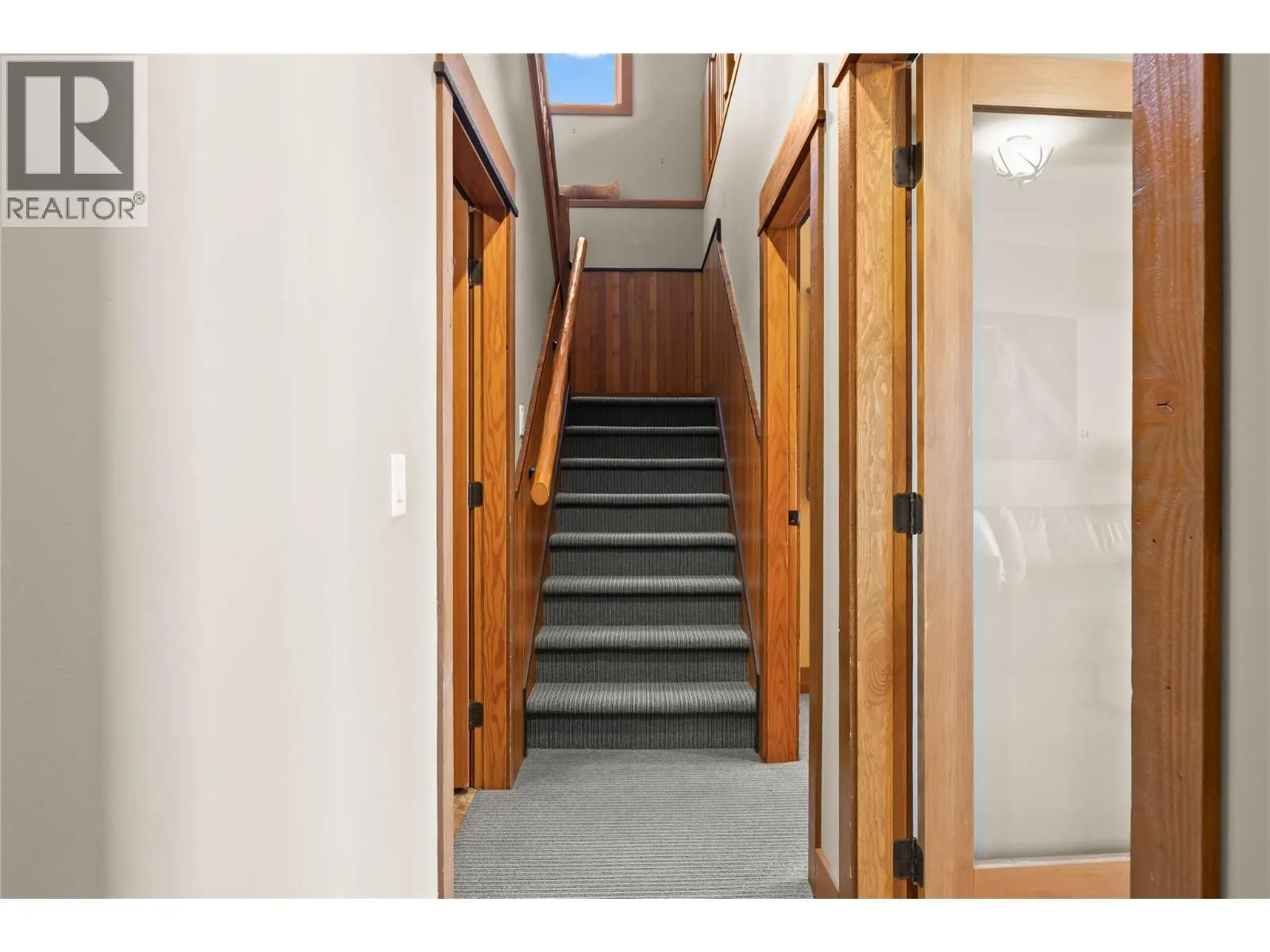 255 Feathertop Way Unit# 7