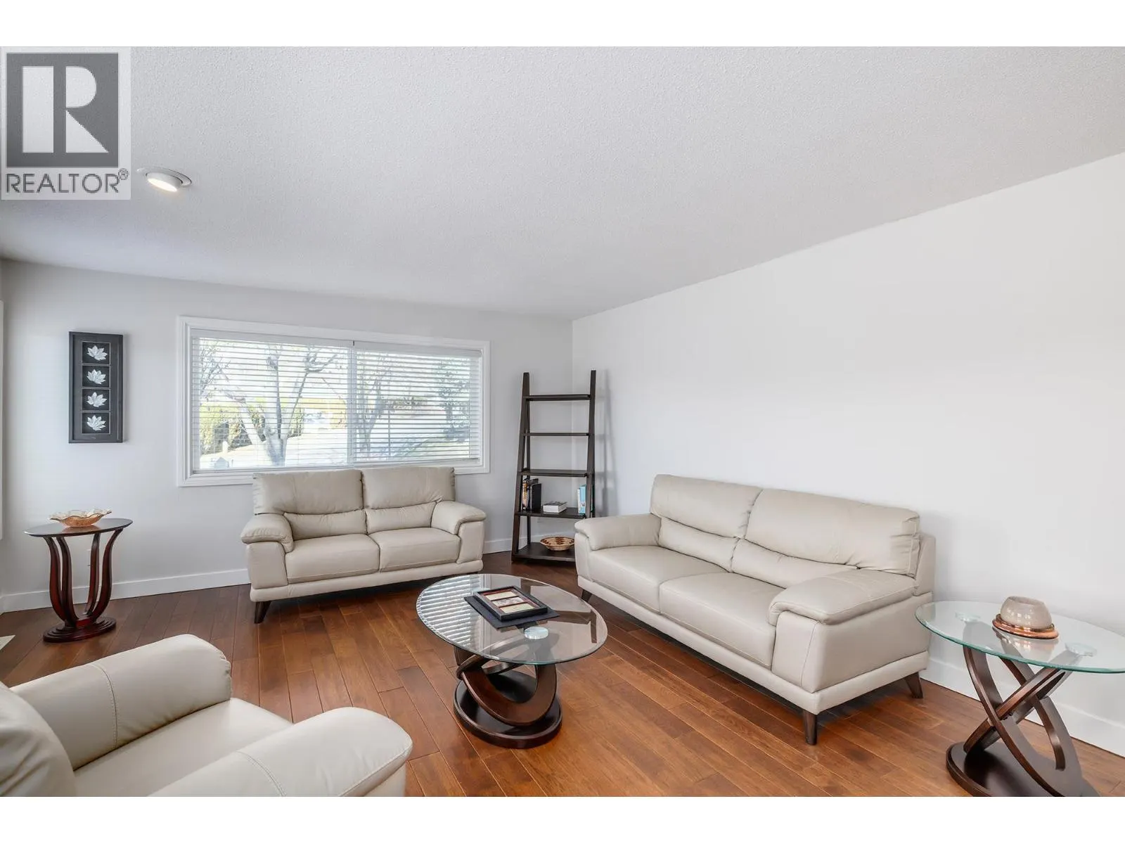 615 Glenmeadows Road Unit# 70 Lot# 24