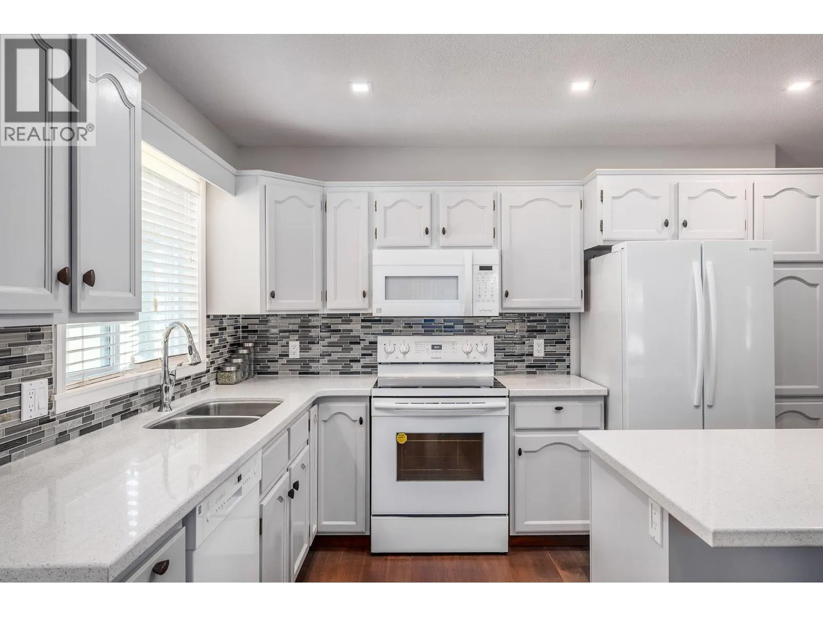 615 Glenmeadows Road Unit# 70 Lot# 24