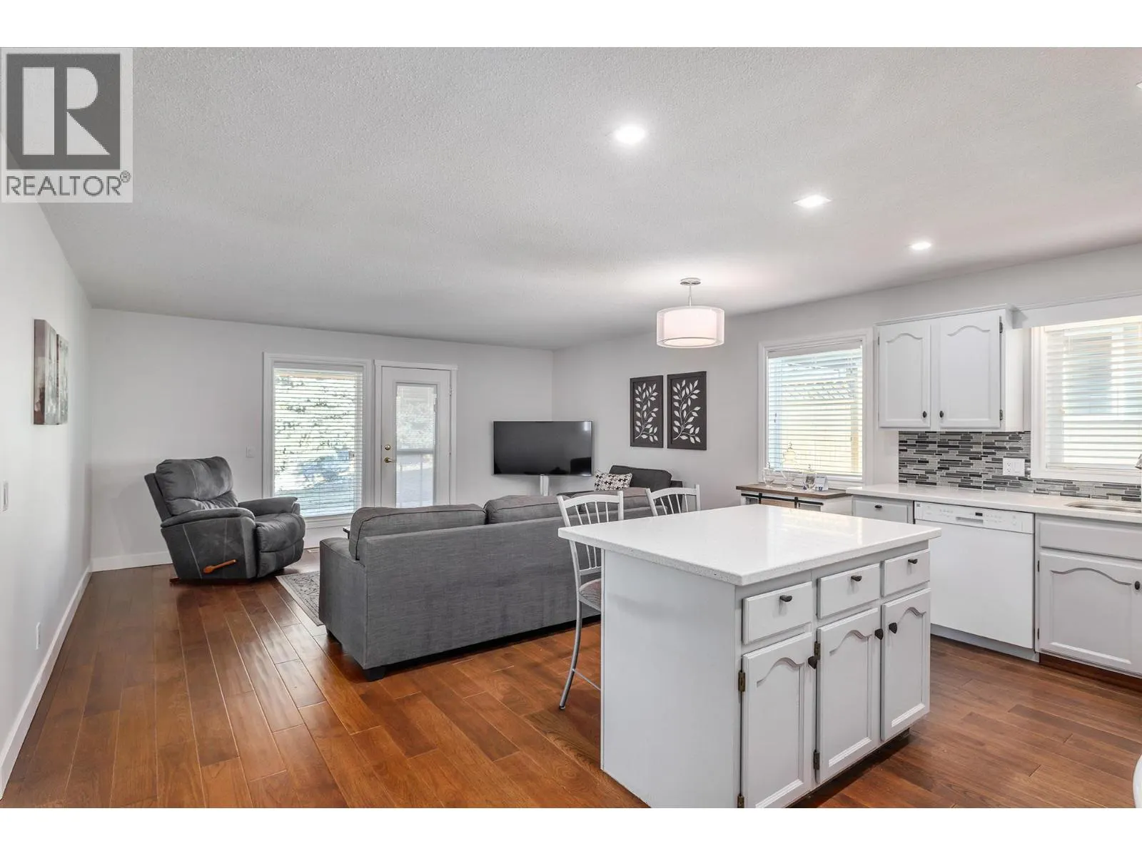 615 Glenmeadows Road Unit# 70 Lot# 24
