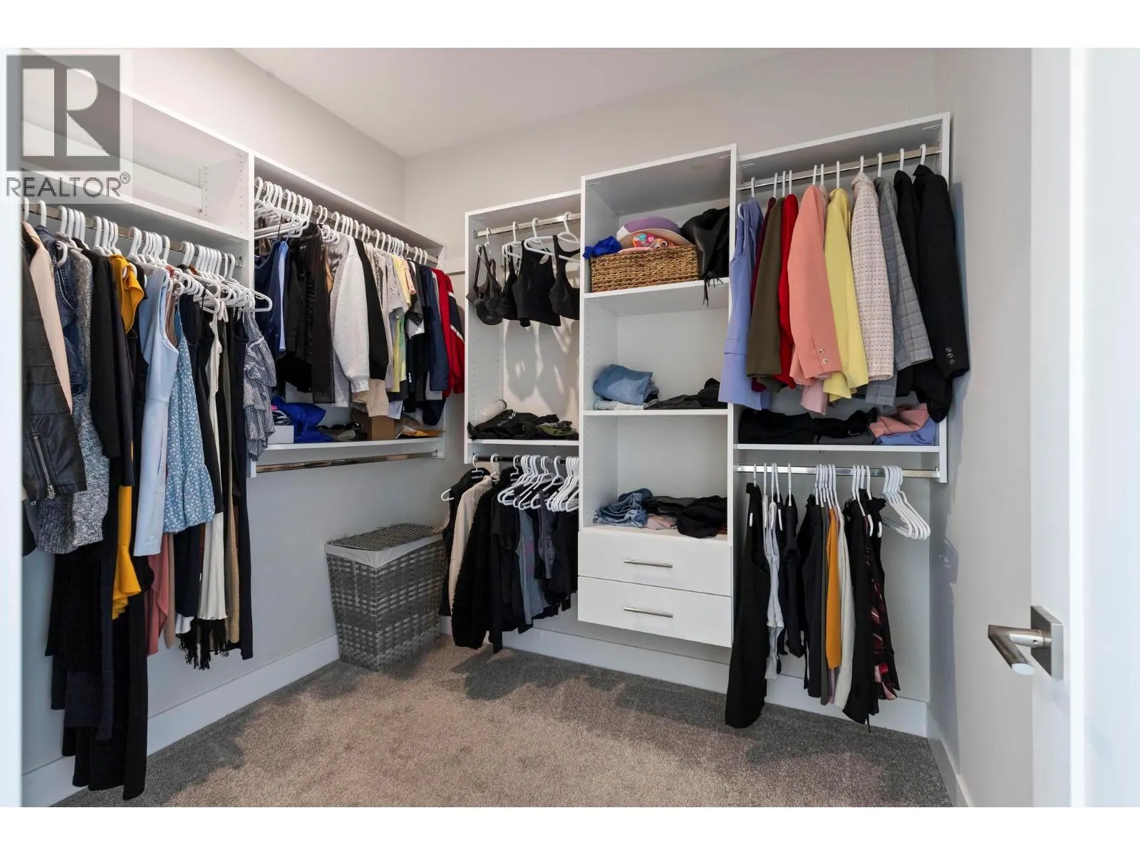 115 Wyndham Crescent Unit# 6