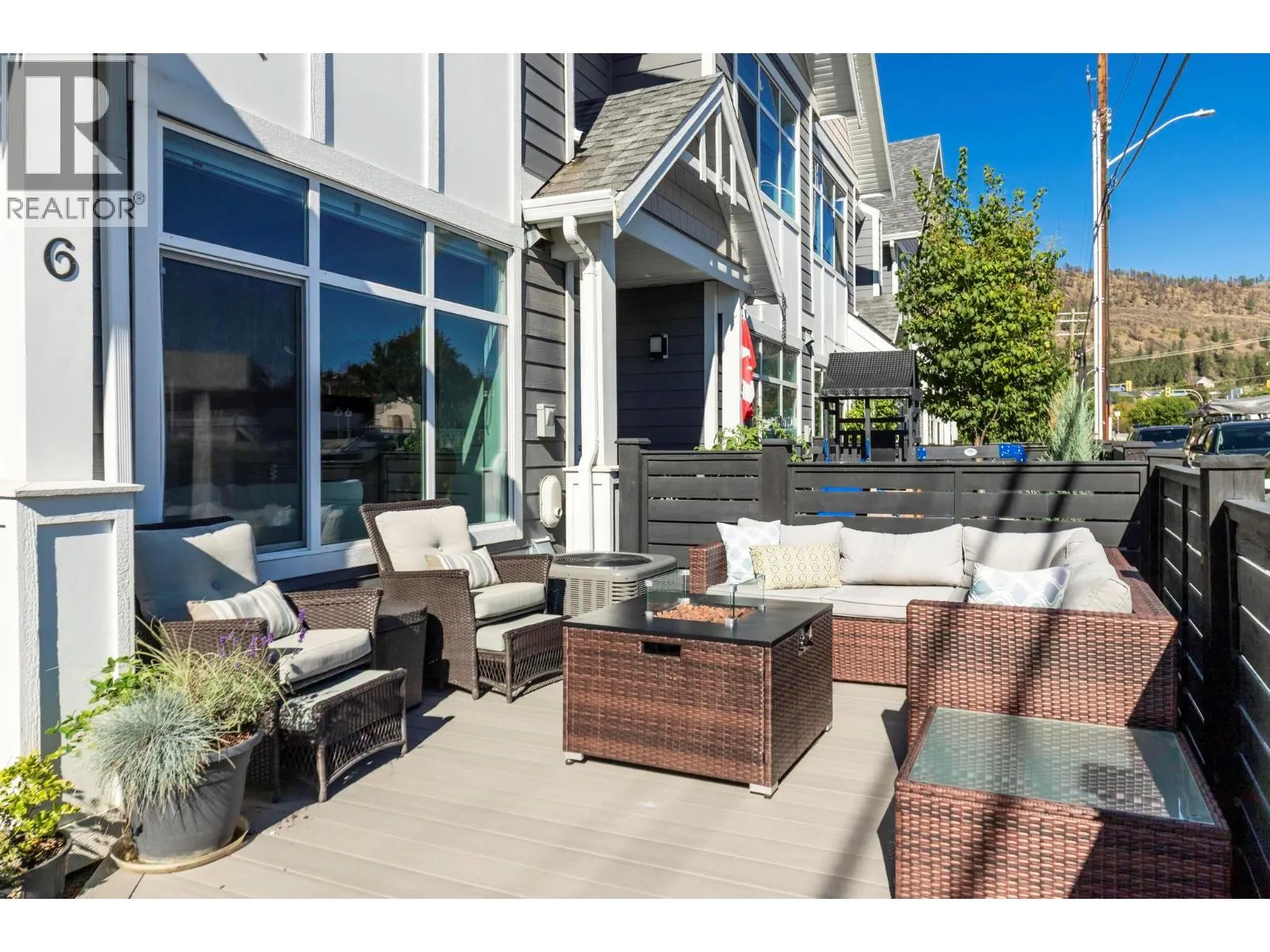 115 Wyndham Crescent Unit# 6