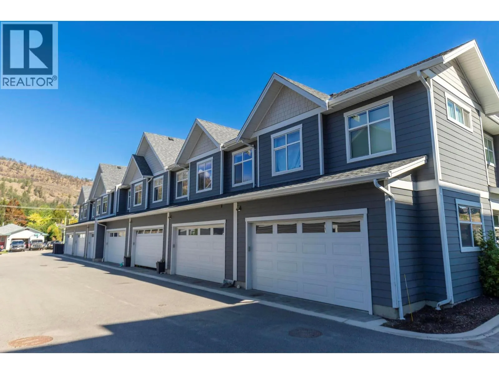 115 Wyndham Crescent Unit# 6