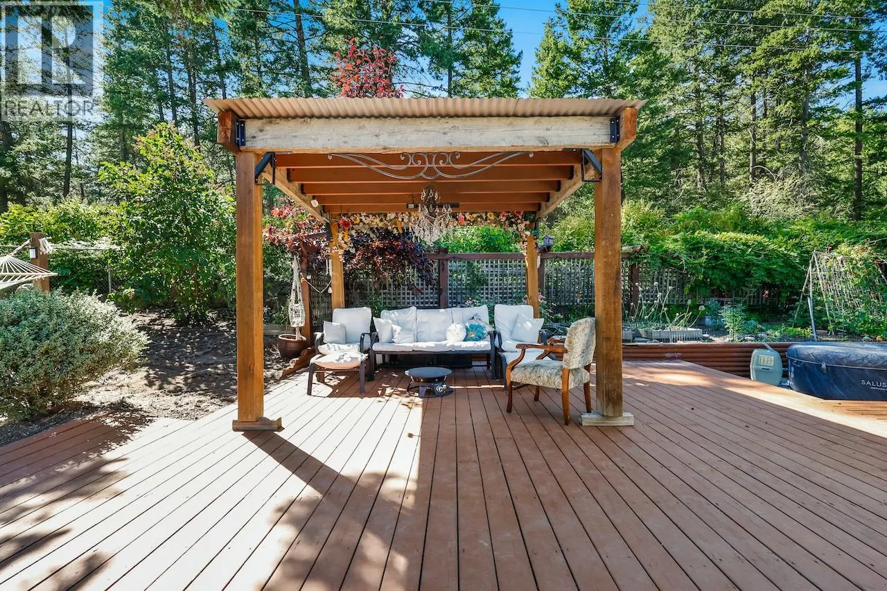 1632 West Kelowna Road