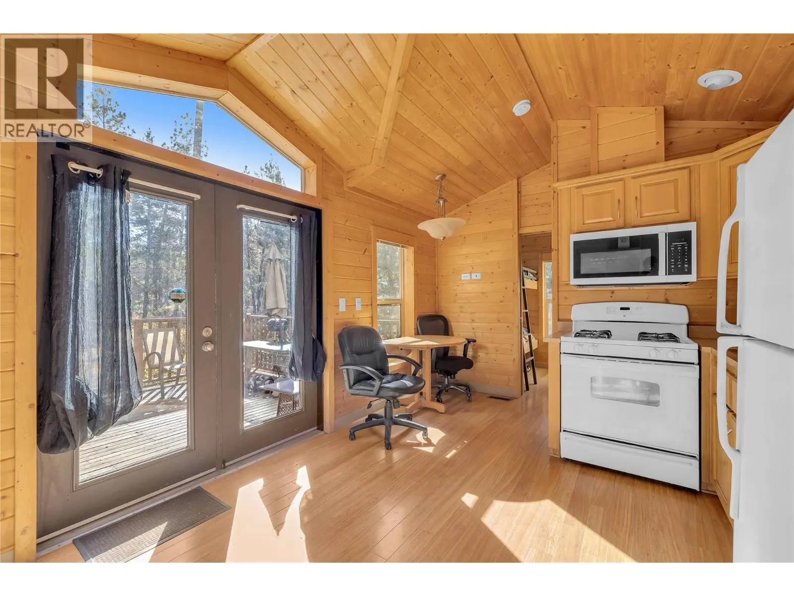 4835 Paradise Valley Drive Unit# 17