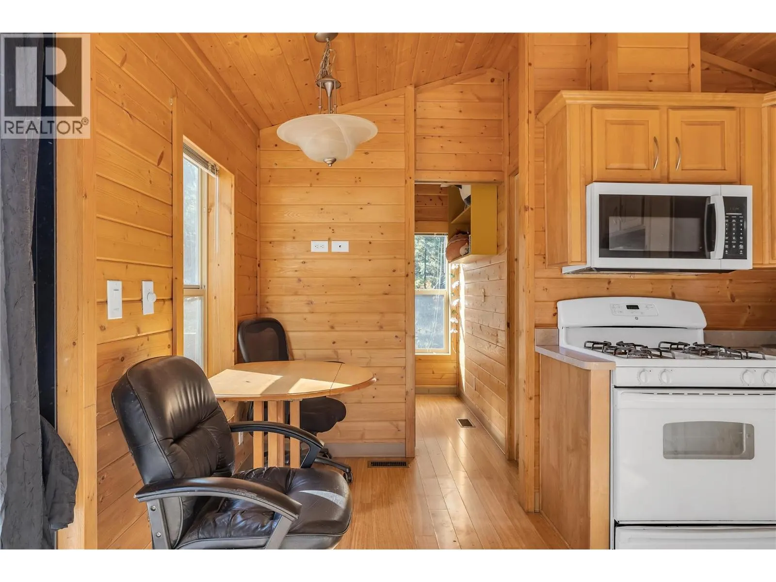 4835 Paradise Valley Drive Unit# 17