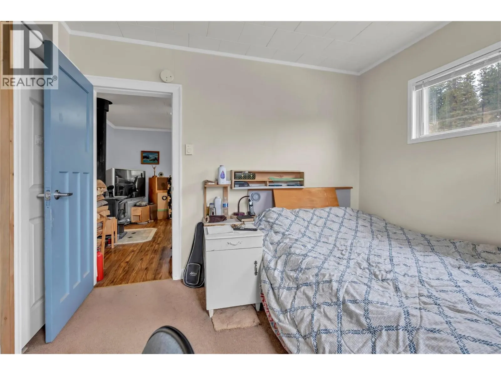 286 Angela Ave